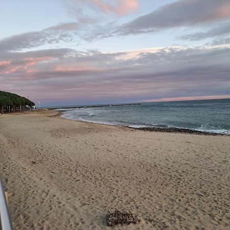 Cambrils 1ª Linea Playa Apartment Bagian luar foto
