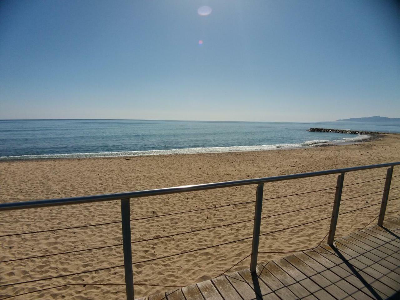 Cambrils 1ª Linea Playa Apartment Bagian luar foto