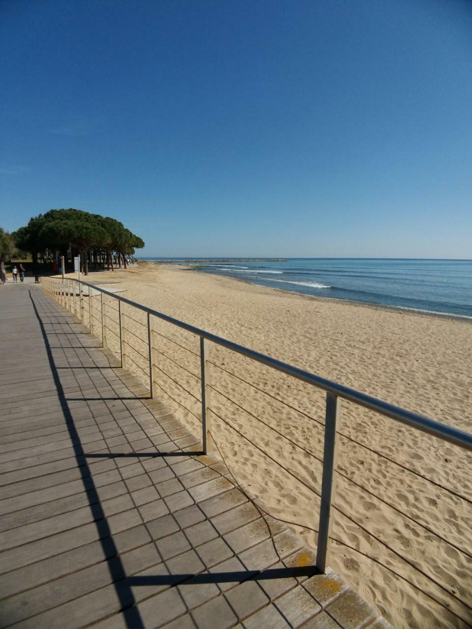 Cambrils 1ª Linea Playa Apartment Bagian luar foto